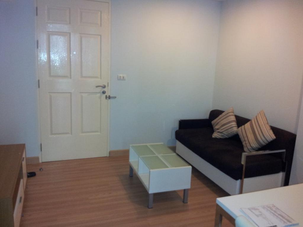 Impact Muang Thong Thani Service Condominium Banguecoque Exterior foto
